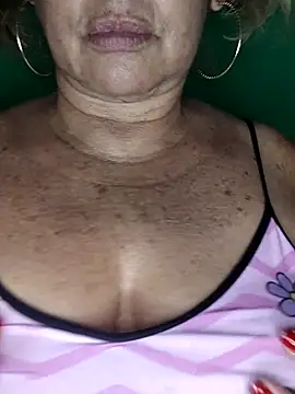 Kasandra Ho online show from October 31, 2025, 1:24 am