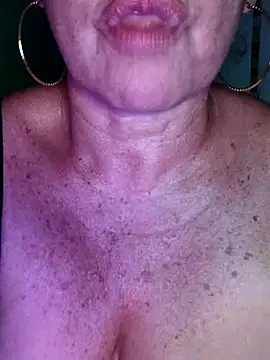 Kasandra Ho online show from December 14, 2025, 5:07 pm