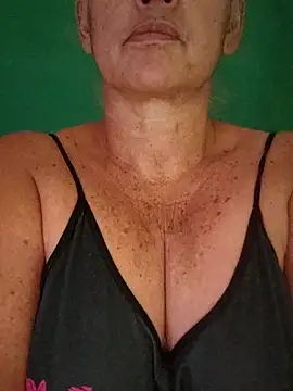 Kasandra Ho online show from January 18, 2026, 5:05 pm