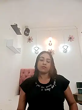 Snapshot of samanthaPuxy chatting on January 31, 2025, 6:57 am samanthaPuxy online show from January 31, 2025, 6:57 am