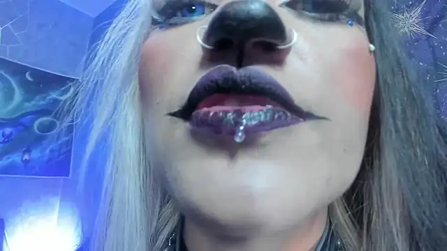 amelierouss online show from July 23, 2026, 9:22 pm