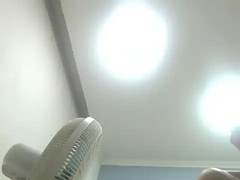 Snapshot of Candy_and_Jh0n chatting on March 20, 2025, 10:21 am Candy and Jh0n online show from March 20, 2025, 10:21 am