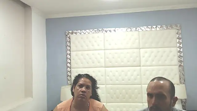 Snapshot of Candy_and_Jh0n chatting on March 12, 2025, 3:13 am Candy and Jh0n online show from March 12, 2025, 3:13 am