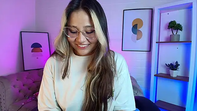 Snapshot of Aliiceyong chatting on March 9, 2025, 2:07 am Aliiceyong online show from March 9, 2025, 2:07 am