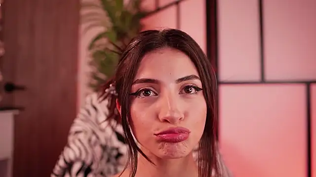 Megga Bluee online show from February 27, 2026, 11:48 pm