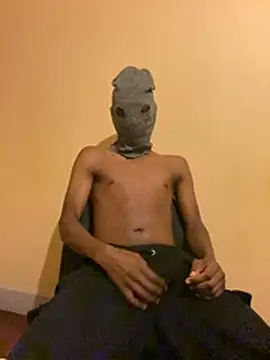 Nicho172 online show from April 26, 2026, 6:05 pm