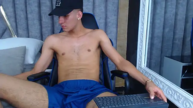 JakeMoxley online show from March 10, 2025, 6:38 am