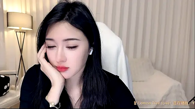 K-moumou online show from February 13, 2026, 9:15 pm