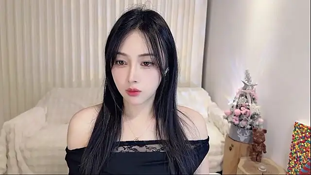 Snapshot of K-moumou chatting on February 24, 2025, 4:47 pm K-moumou online show from February 24, 2025, 4:47 pm