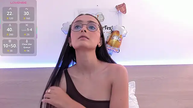 Snapshot of nataliiiiia chatting on September 29, 2025, 12:22 pm nataliiiiia online show from September 29, 2025, 12:22 pm