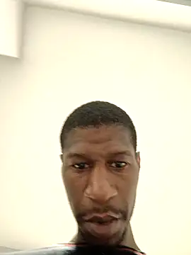 Snapshot of willywonka7793 chatting on December 25, 2024, 11:33 am willywonka7793 online show from December 25, 2024, 11:33 am