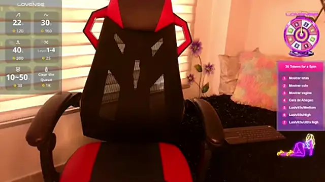 Snapshot of EmberEyes_999 chatting on December 2, 2025, 7:37 pm EmberEyes 999 online show from December 2, 2025, 7:37 pm