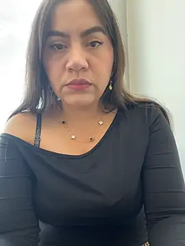 Snapshot of Iam__Cristal chatting on June 24, 2026, 10:40 pm Iam Cristal online show from June 24, 2026, 10:40 pm