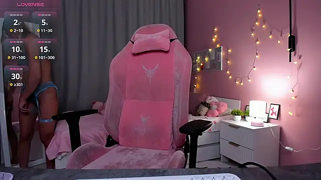 Fay Dunaway online show from November 29, 2025, 2:06 pm