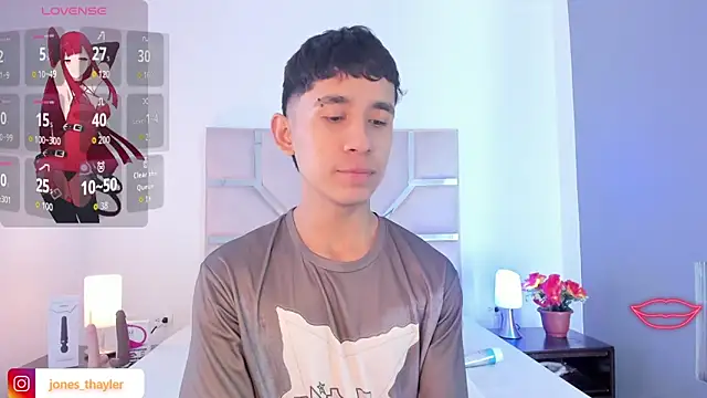 Snapshot of Thayler_jones chatting on February 2, 2026, 11:20 am Thayler jones online show from February 2, 2026, 11:20 am