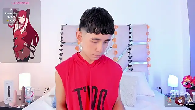 Thayler jones online show from October 28, 2025, 11:09 am