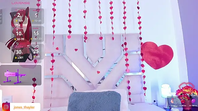 Snapshot of Thayler_jones chatting on February 28, 2026, 11:21 am Thayler jones online show from February 28, 2026, 11:21 am