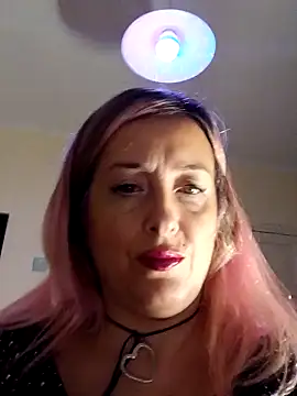 DesireSatler online show from April 4, 2026, 4:52 am