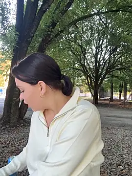 KikiWatson online show from September 21, 2025, 6:07 am