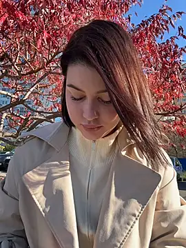 KikiWatson online show from November 1, 2025, 7:13 am