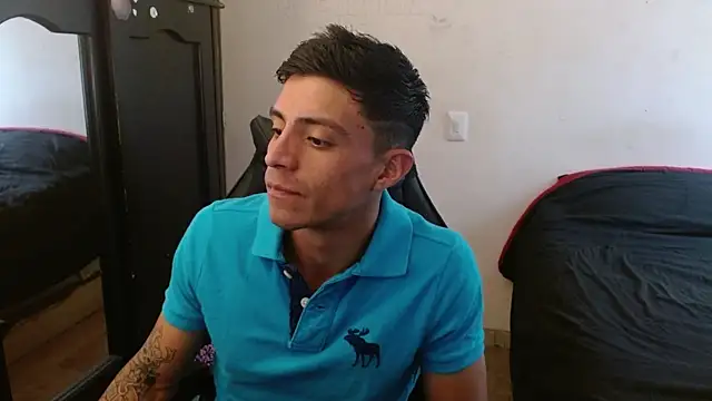 Snapshot of kv___xxx_ chatting on September 20, 2025, 7:30 pm kv   xxx  online show from September 20, 2025, 7:30 pm