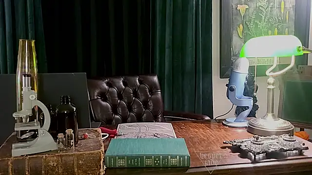 vesperjadex online show from February 1, 2025, 1:44 am