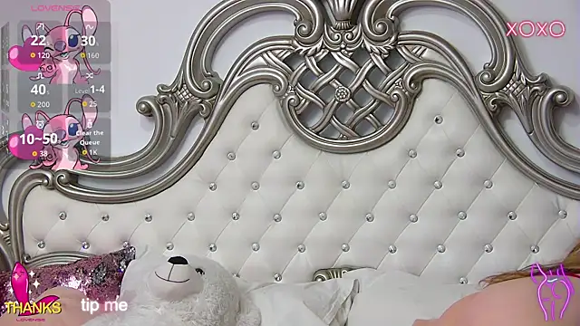 AdissonLane online show from December 2, 2025, 6:20 pm