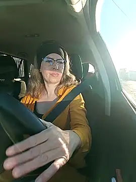 Snapshot of uber_babe chatting on January 7, 2026, 8:41 am uber babe online show from January 7, 2026, 8:41 am