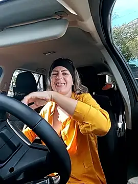 Snapshot of uber_babe chatting on January 6, 2026, 10:41 am uber babe online show from January 6, 2026, 10:41 am