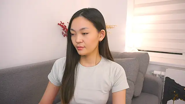 Peopleneedlove144 online show from March 12, 2025, 2:56 pm