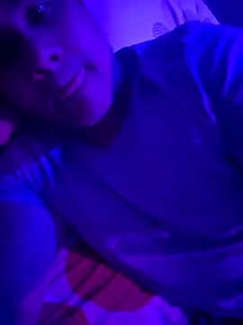 Snapshot of pob_cam chatting on October 17, 2025, 7:04 pm pob cam online show from October 17, 2025, 7:04 pm