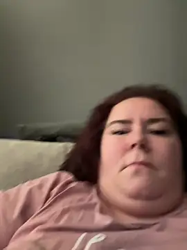 Snapshot of Viola_SassyX chatting on December 5, 2024, 7:10 am Viola SassyX online show from December 5, 2024, 7:10 am