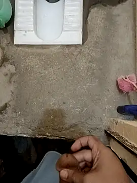 Snapshot of QUEEN-X-CPL chatting on September 28, 2025, 6:26 pm QUEEN-X-CPL online show from September 28, 2025, 6:26 pm