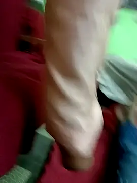 Snapshot of QUEEN-X-CPL chatting on February 24, 2025, 5:53 pm QUEEN-X-CPL online show from February 24, 2025, 5:53 pm