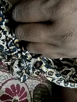 Snapshot of QUEEN-X-CPL chatting on February 17, 2025, 6:17 pm QUEEN-X-CPL online show from February 17, 2025, 6:17 pm