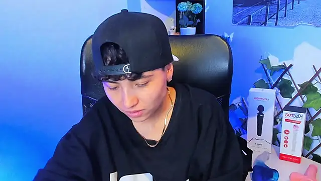 Snapshot of Im_Mathias chatting on December 21, 2025, 3:08 am Im Mathias online show from December 21, 2025, 3:08 am