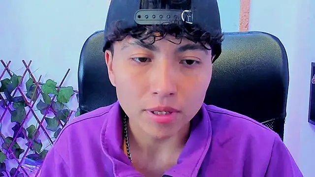 Snapshot of Im_Mathias chatting on February 10, 2026, 3:27 am Im Mathias online show from February 10, 2026, 3:27 am