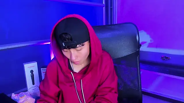 Snapshot of Im_Mathias chatting on December 19, 2025, 4:38 am Im Mathias online show from December 19, 2025, 4:38 am