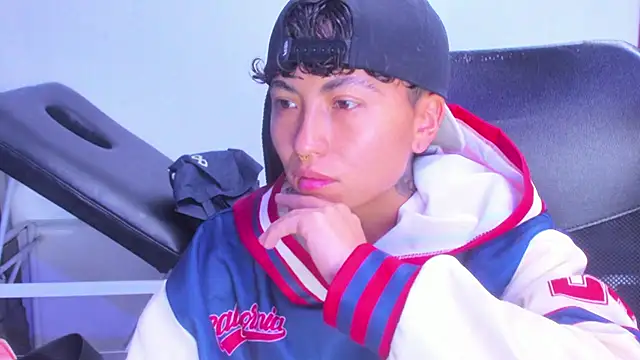 Snapshot of Im_Mathias chatting on February 3, 2026, 2:53 am Im Mathias online show from February 3, 2026, 2:53 am