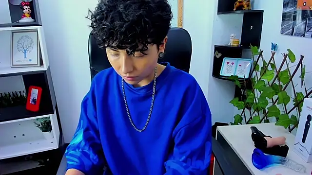 Snapshot of Im_Mathias chatting on October 15, 2025, 2:54 am Im Mathias online show from October 15, 2025, 2:54 am