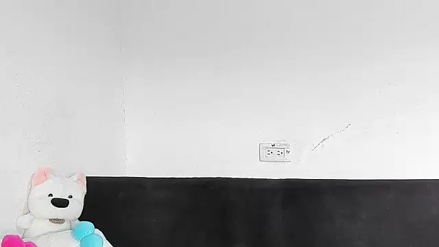 Snapshot of salome_daniel chatting on June 17, 2026, 5:12 pm salome daniel online show from June 17, 2026, 5:12 pm
