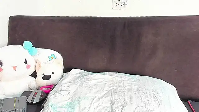 Snapshot of salome_daniel chatting on June 4, 2026, 1:27 pm salome daniel online show from June 4, 2026, 1:27 pm