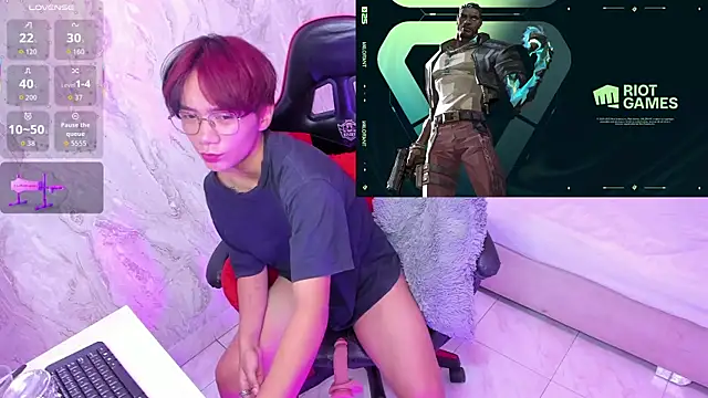 Snapshot of Eriol_ chatting on October 25, 2025, 12:17 pm Eriol online show from October 25, 2025, 12:17 pm