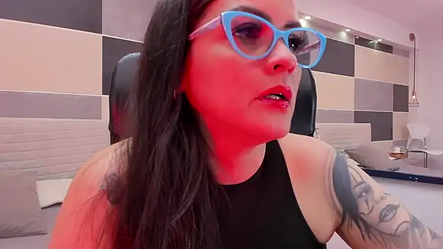 Snapshot of Zara_Jackson chatting on June 26, 2026, 1:39 pm Zara Jackson online show from June 26, 2026, 1:39 pm