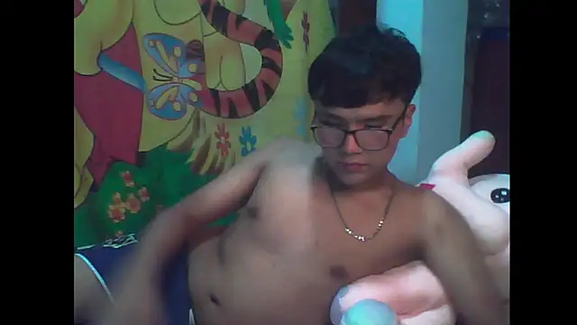 Snapshot of Baby_Cream chatting on December 4, 2024, 3:09 am Baby Cream online show from December 4, 2024, 3:09 am