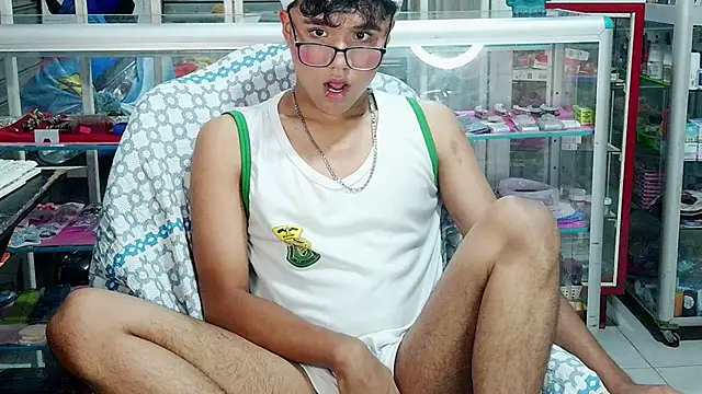 Snapshot of Baby_Cream chatting on December 18, 2024, 7:36 am Baby Cream online show from December 18, 2024, 7:36 am