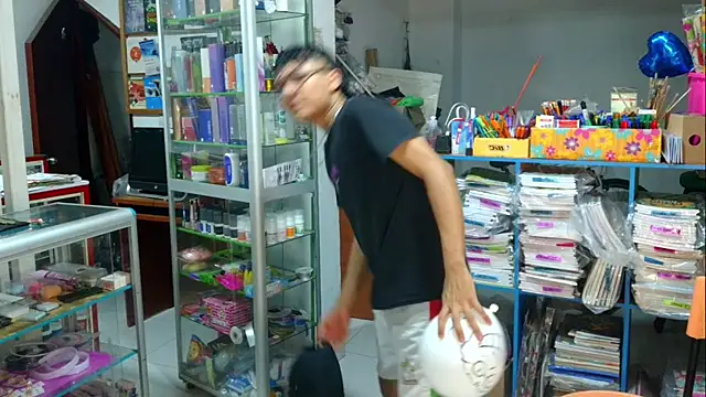 Snapshot of Baby_Cream chatting on March 18, 2025, 6:28 am Baby Cream online show from March 18, 2025, 6:28 am