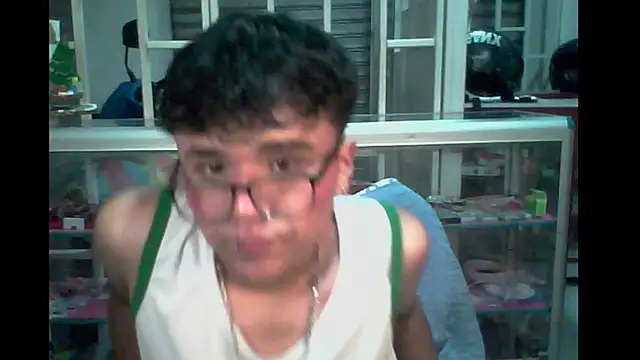 Snapshot of Baby_Cream chatting on December 13, 2024, 10:51 am Baby Cream online show from December 13, 2024, 10:51 am