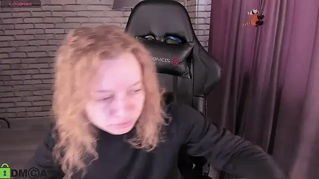 Snapshot of Michelle_Blond chatting on February 26, 2026, 7:08 am Michelle Blond online show from February 26, 2026, 7:08 am