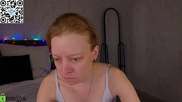 Michelle Blond online show from May 2, 2026, 1:11 am